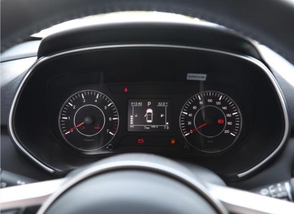风光500 2022款 1.5L CVT尊享型 中控类   仪表盘