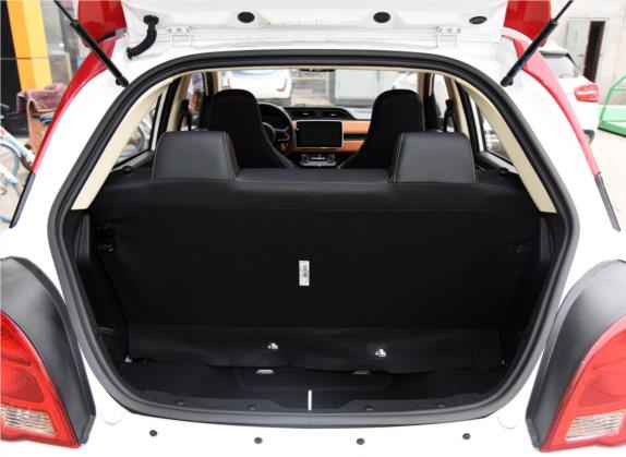 电咖·EV10 2018款 Pro 300 豪华版 车厢座椅   后备厢