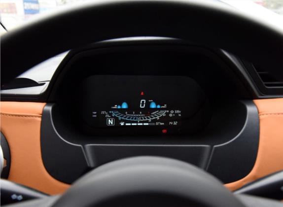 电咖·EV10 2018款 Pro 300 豪华版 中控类   仪表盘
