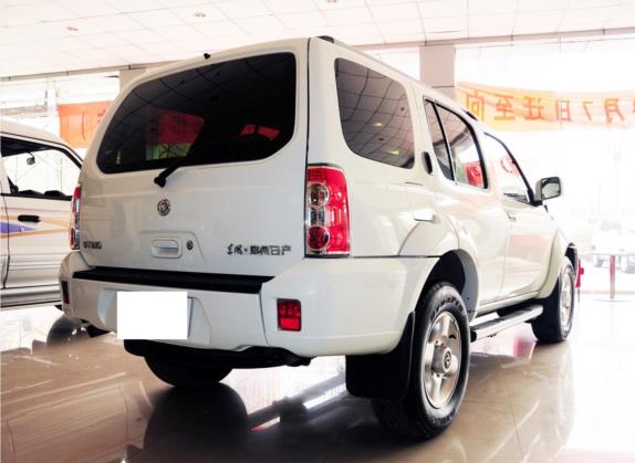 奥丁 2007款 2.4L 手动两驱行政版 外观   斜后