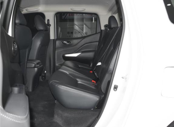 帕拉索 2021款 1.8T 手动四驱精英版 车厢座椅   后排空间