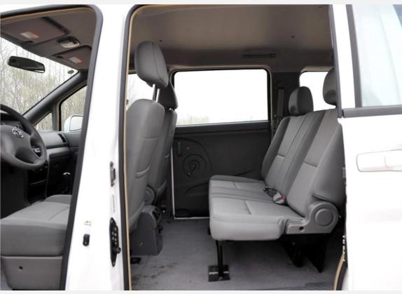 帅客 2010款 1.6L 手动实用型 车厢座椅   后排空间
