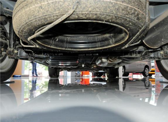 帅客 2011款 2.0L 手动舒适型7座 其他细节类   后悬架