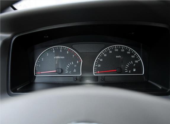 帅客 2013款 1.5L 手动标准型5座 国V 中控类   仪表盘
