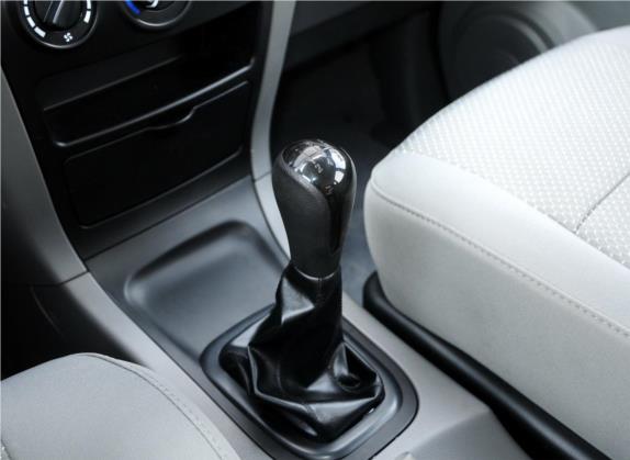 帅客 2013款 1.5L 手动标准型5座 国V 中控类   挡把