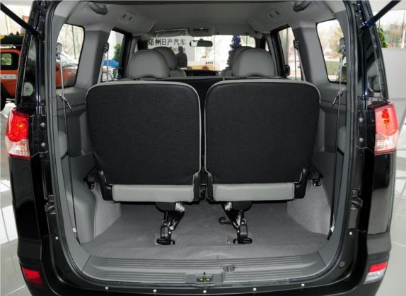 帅客 2013款 改款 1.5L 手动标准型7座 国V 车厢座椅   后备厢