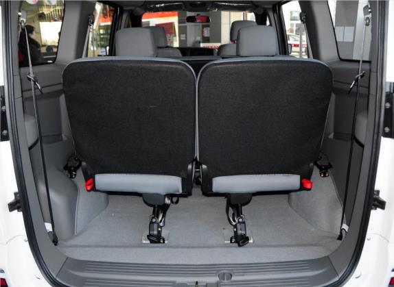 帅客 2013款 改款 1.5L 手动舒适型7座 国V 车厢座椅   后备厢