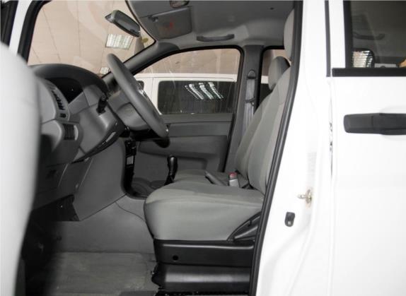 帅客 2013款 改款 1.6L 手动商用型5座 国V 车厢座椅   前排空间