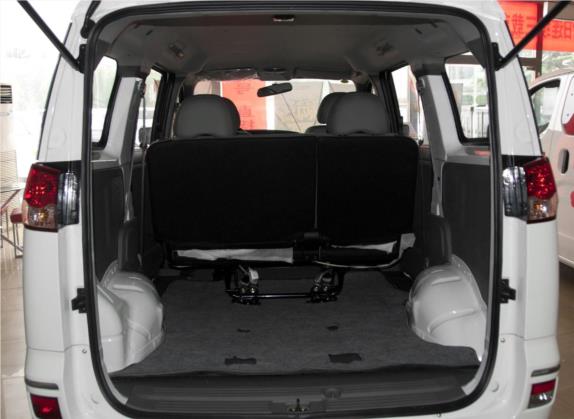 帅客 2013款 改款 1.6L 手动商用型5座 国V 车厢座椅   后备厢