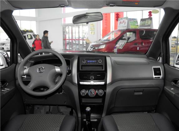帅客 2014款 1.6L 手动舒适型7座 国V 中控类   中控全图