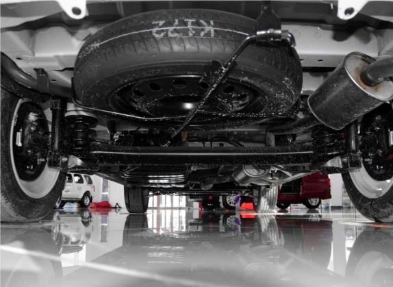 帅客 2014款 1.6L 手动舒适型7座 国V 其他细节类   后悬架