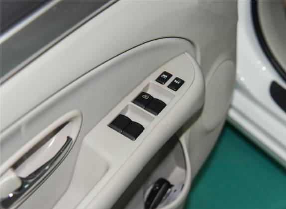 富康ES500 2019款 睿尊版 车厢座椅   门窗控制