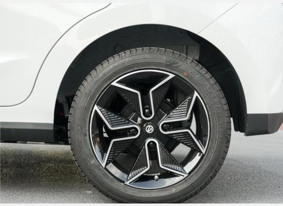 YOUNG光小新 2021款 L400 4座 其他细节类   前轮