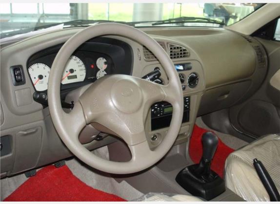 菱帅 2005款 1.6L 手动基本型GLXi 中控类   驾驶位
