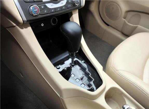 V5菱致 2012款 1.5L CVT旗舰型 中控类   挡把