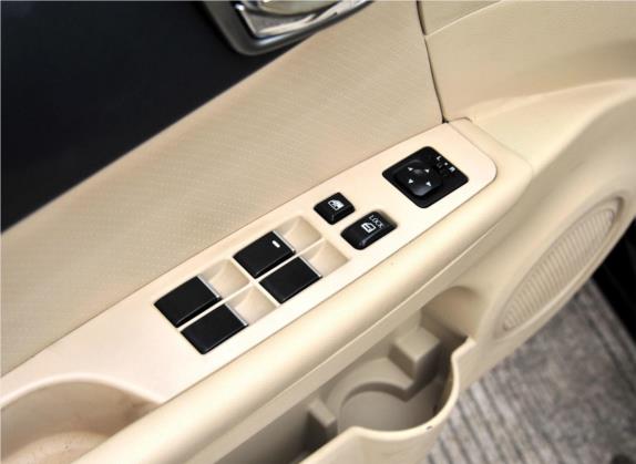 V5菱致 2012款 1.5L CVT旗舰型 车厢座椅   门窗控制