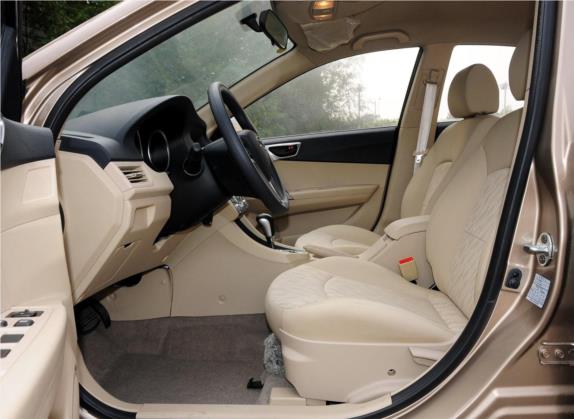V5菱致 2012款 1.5L CVT舒适型 车厢座椅   前排空间