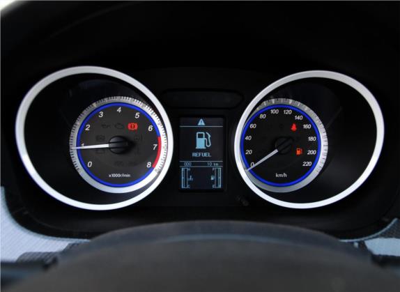 V5菱致 2014款 1.5T 手动趣控型 中控类   仪表盘