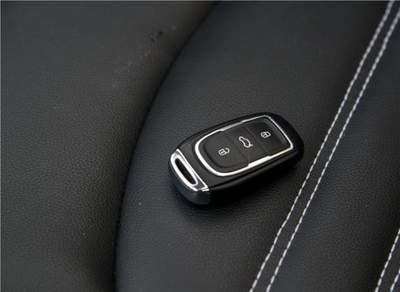 V5菱致 2014款 1.5T 手动智控型 其他细节类   钥匙