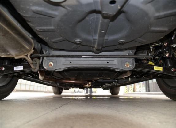 V5菱致 2014款 1.5T 手动智控型 其他细节类   后悬架