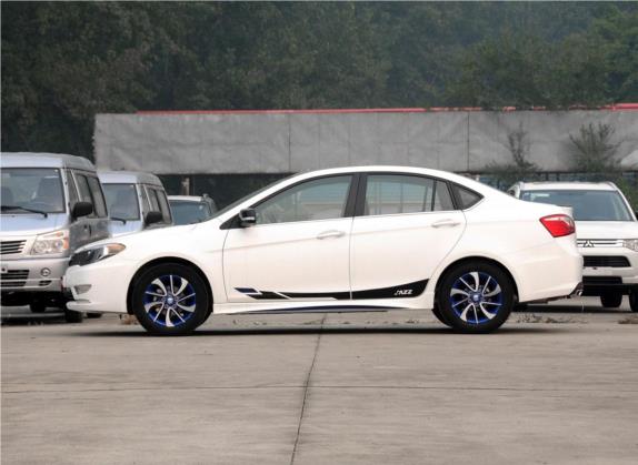 V5菱致 2015款 1.5L 手动爵士版 外观   正侧