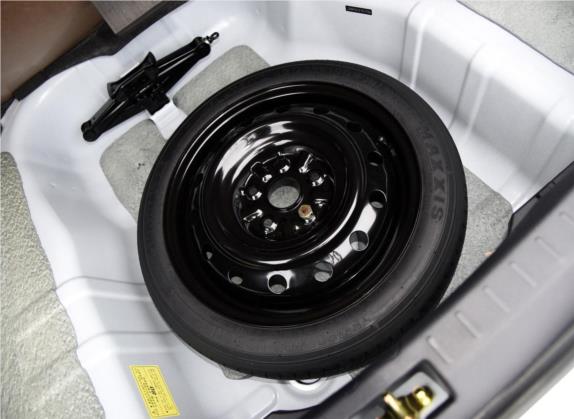 V5菱致 2015款 1.5L 手动经典版 其他细节类   备胎