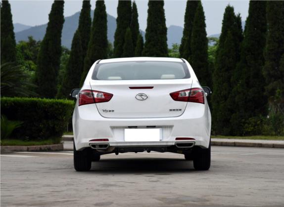 V5菱致 2015款 1.5L 手动经典版 外观   正后