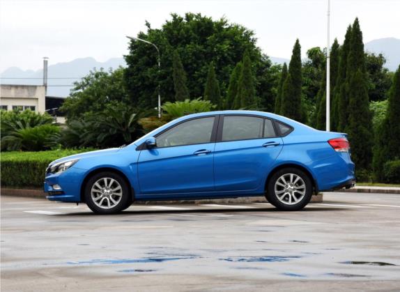 V5菱致 2015款 plus 1.5L CVT智尊型 外观   正侧