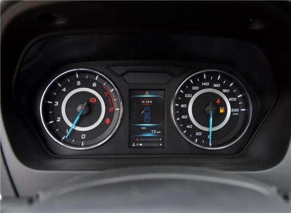 V5菱致 2015款 plus 1.5L 手动爵士型 中控类   仪表盘