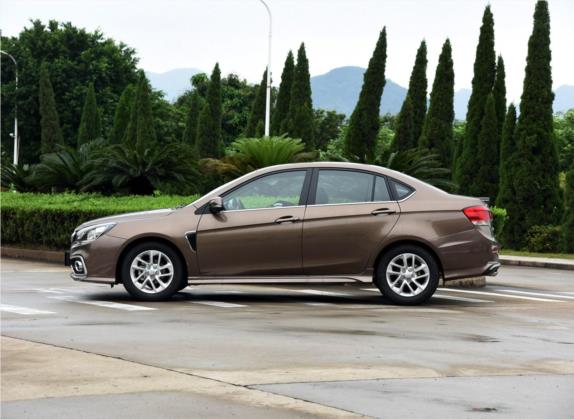 V5菱致 2015款 plus 1.5T 手动智控型 外观   正侧