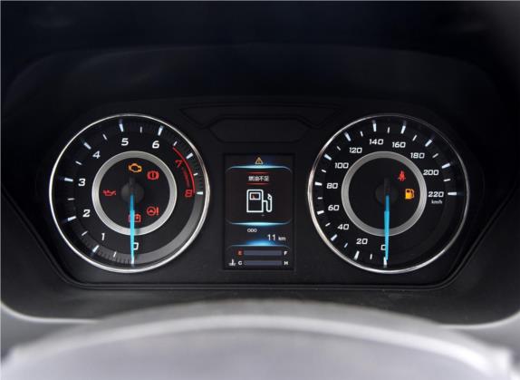 V5菱致 2015款 plus 1.5T 手动智控型 中控类   仪表盘