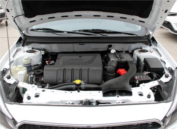 V5菱致 2017款 1.5L 手动新锐型 其他细节类   发动机舱