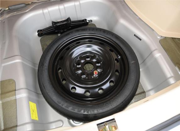 V6菱仕 2013款 1.5L 手动标准版 其他细节类   备胎