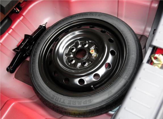 V6菱仕 2013款 1.5L 手动旗舰版 其他细节类   备胎