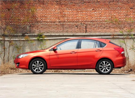 V6菱仕 2013款 1.5L CVT精英女性版 外观   正侧