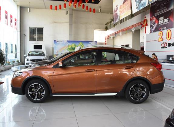 V6菱仕 2015款 CROSS 1.5L 手动智尊型 外观   正侧