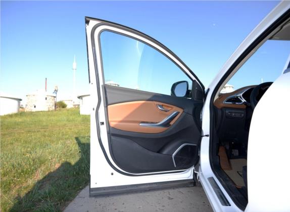东南DX7 2015款 1.5T 手动尊贵型 车厢座椅   前门板