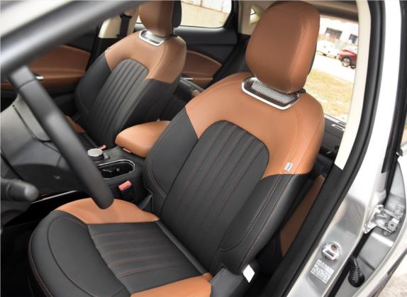 东南DX7 2015款 1.5T 自动豪华型 车厢座椅   后排空间