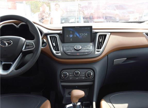 东南DX7 2017款 1.5T 自动荣耀版 中控类   中控台