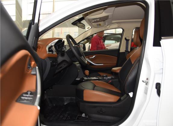 东南DX7 2017款 1.5T 自动豪华型 车厢座椅   前排空间
