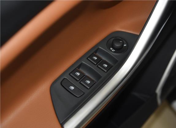 东南DX7 2017款 1.5T 自动豪华型 车厢座椅   门窗控制