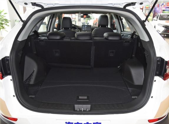 东南DX7 2018款 Prime 1.5T 手动尊贵型 国V 车厢座椅   后备厢