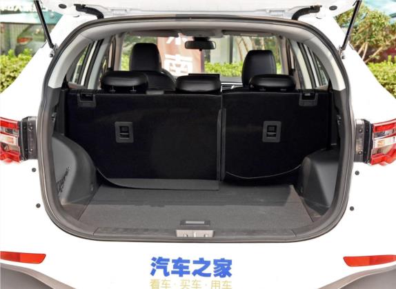 东南DX7 2018款 Prime 1.8T DCT智联星空版 国V 车厢座椅   后备厢