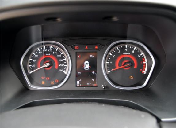 东南DX3 2016款 1.5L 手动旗舰型 中控类   仪表盘