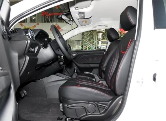 东南DX3 2018款 1.5L 手动豪华型 车厢座椅   前排空间