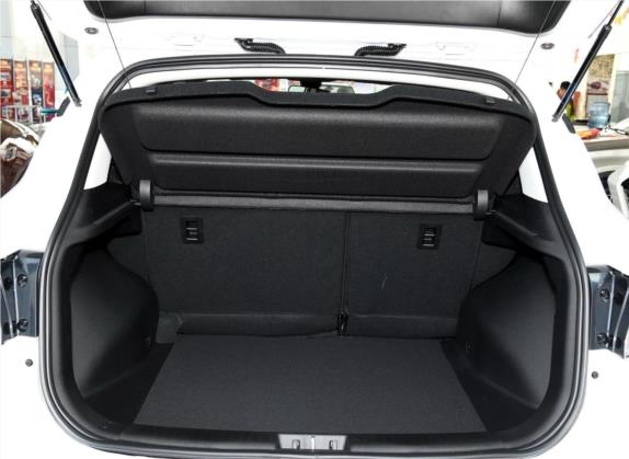 东南DX3 2018款 1.5L 手动豪华型 车厢座椅   后备厢