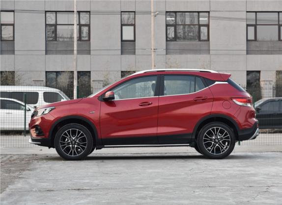东南DX3 2018款 1.5L 手动尊贵型 外观   正侧