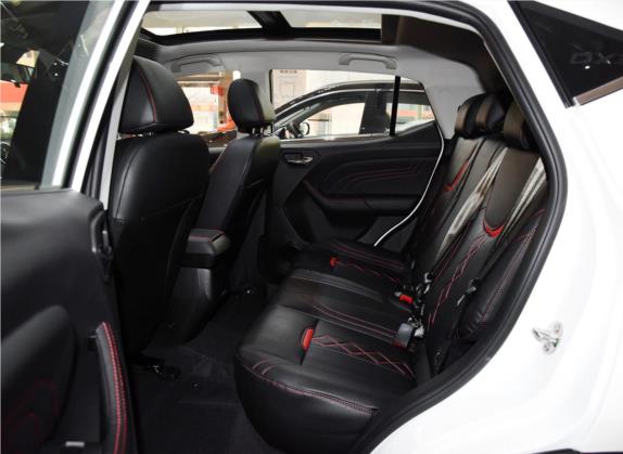 东南DX3 2018款 1.5L 手动旗舰型 车厢座椅   后排空间