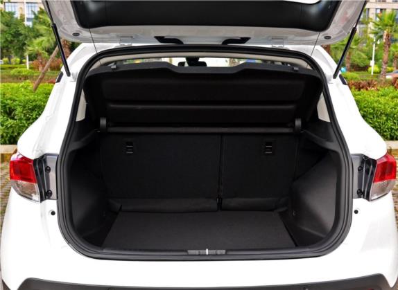 东南DX3 2018款 1.5T CVT旗舰型 车厢座椅   后备厢