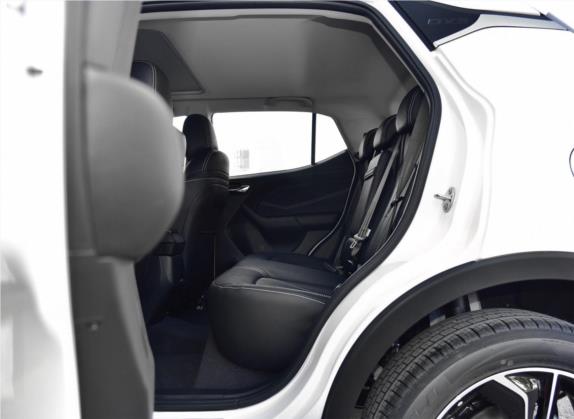 东南DX3 2019款 DX3X酷绮 1.5L 手动尊贵型 车厢座椅   后排空间